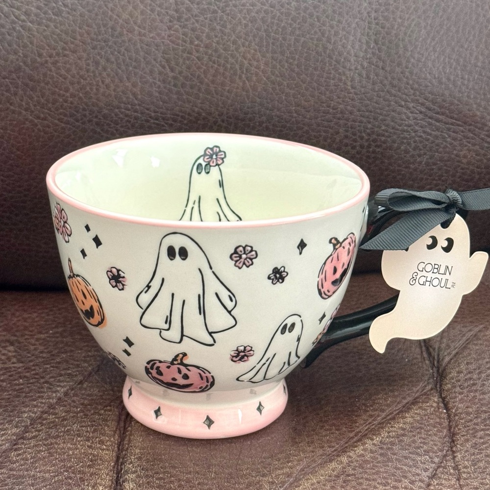 NEW Potter’s Studio Ghosts Pumpkins & Flowers Teacup Shaped Mug - Pink & Black